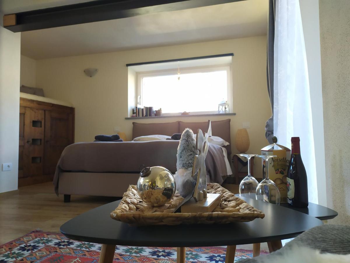 Maison Soleil - Chiara Suite Аоста Экстерьер фото